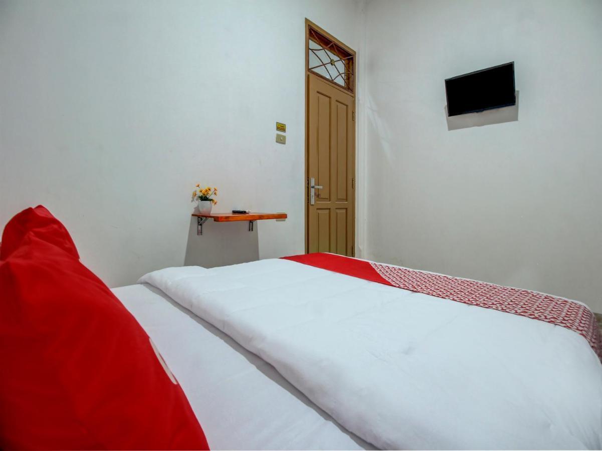 Super Oyo 90224 Palembang Residence Exterior foto
