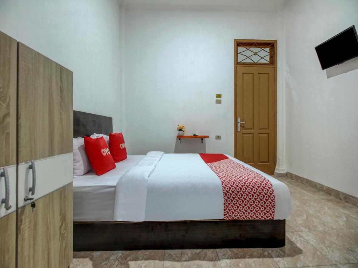 Super Oyo 90224 Palembang Residence Exterior foto